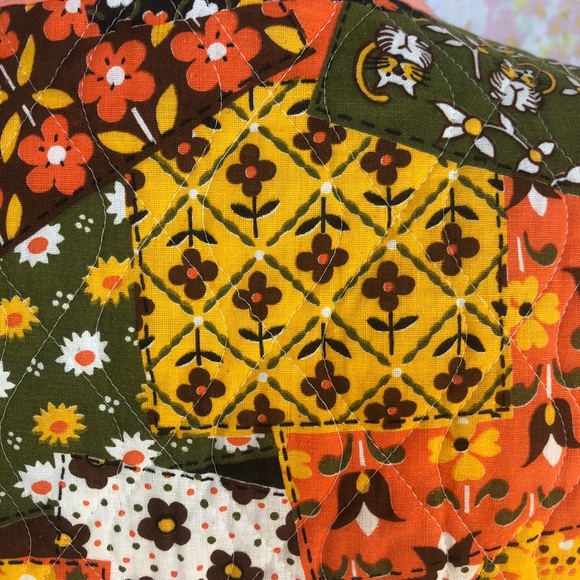 SOLD True Vintage 70s Lace Up Hippie Quilted Vest - Picture 6 of 8